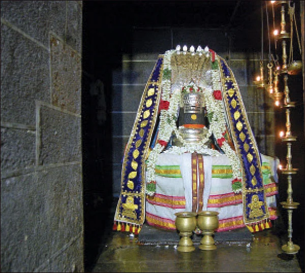 கங்கைக்குப் புனிதம் தந்த தீர்த்தம்!