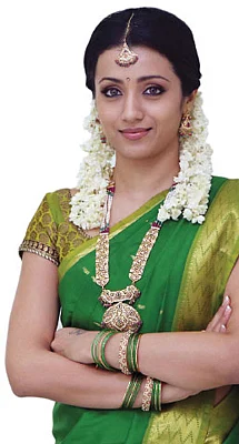 அழகுக்கு ஆண்ட்ரியா... பொறுப்புக்கு த்ரிஷா !
