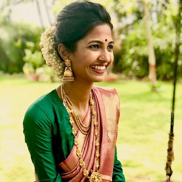 `பெர்ஃபாமராக இருக்கவே விரும்புகிறேன்!’ - கோலிவுட்டில் அறிமுகமாகும் அருண் பாண்டியன் மகள்