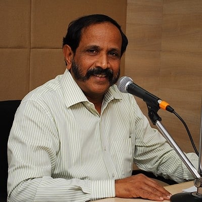 `டி.என்.பி.எஸ்.சி.யில் அரசியல் தலையீடா?' - முன்னாள் தலைவர் ஆர்.நடராஜ் என்ன சொல்கிறார்?