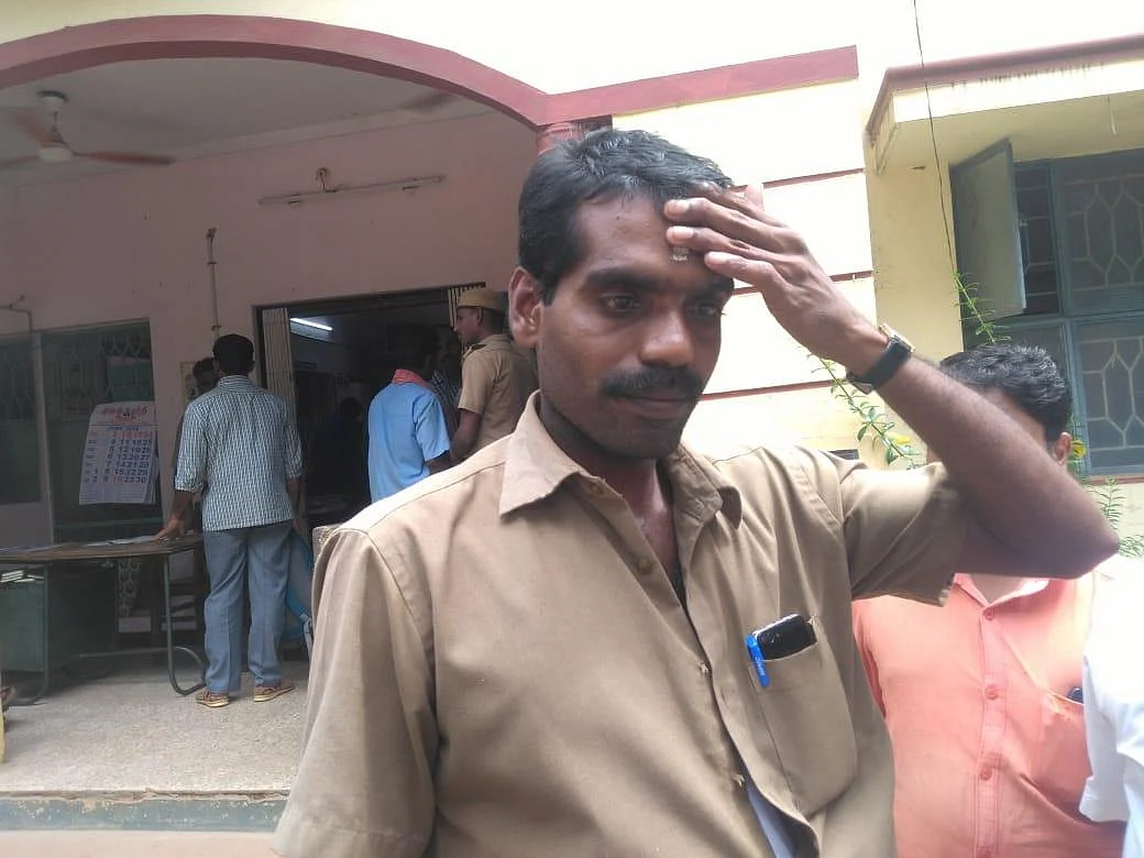 பயணிகளை ஏற்றுவதில் போட்டி... தாக்கப்பட்ட அரசுப்பேருந்து டிரைவர்... - குமரியில் பரபரப்பு!