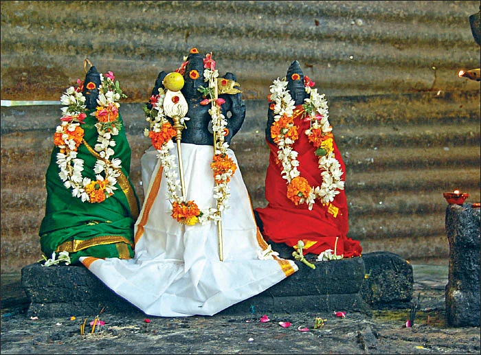 சித்தர்கள் போற்றும் அத்ரி மலை