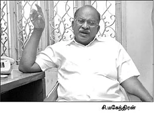 போர்க் குற்றவாளி ராஜபக்ஷேவை நீதிபதி ஆக்குவதா?''