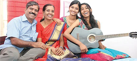 திருமதி எஃப்.எம்.