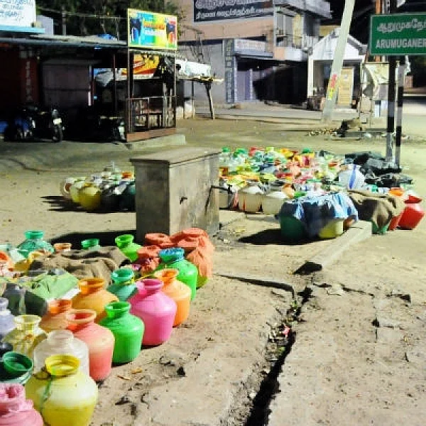தமிழக மாவட்டங்களில் தொடங்கும் குடிநீர் பஞ்சம்
