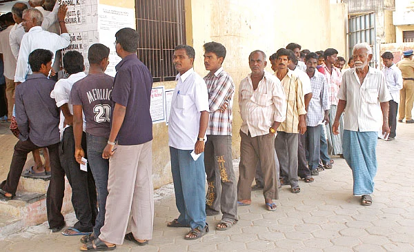 யாருக்கு உங்கள் ஓட்டு?