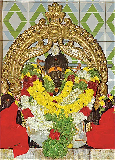 வேண்டியதை அருளும் வெள்ளிக்கிழமை தரிசனம்!