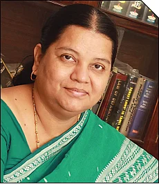 பெண்ணாக இருப்பதே சவால்தான்!