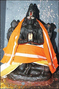 கொட்டிக்கொடுப்பார் கோலவில்லி ராமன்!