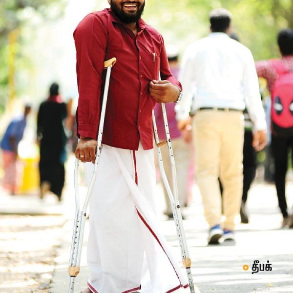 தெய்வத்தான் ஆகாதெனினும்! - மாற்றும் திறனாளி!