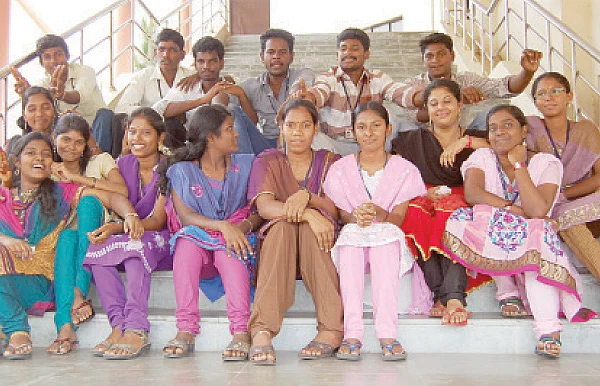 வரன்... அதிகம் எதிர்பார்ப்பது ஆண்களா... பெண்களா?