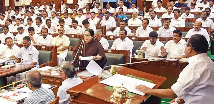 சத்த சபை - 131 கேங் Vs 89 கேங்