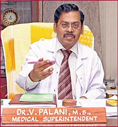 ''அலுவலகத்திலேயே அடைந்து கிடக்கலாமா?''