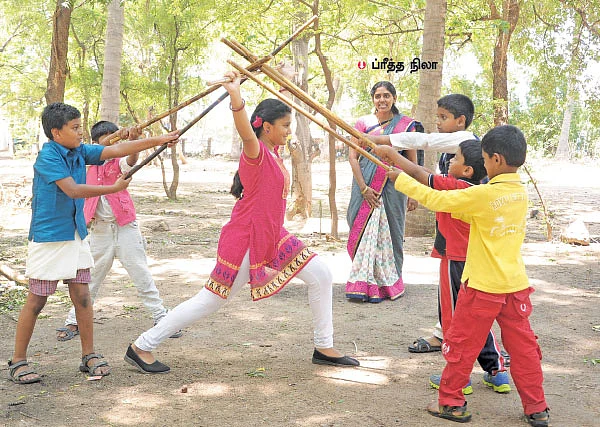 கணிதத்தில் முன்னேற பல்லாங்குழி... கவனத்தை நிலைப்படுத்த நூற்றாங்கல்!