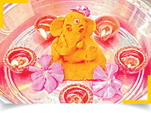 ஆனைமுகனுக்கு தீபக் கொண்டாட்டம்!