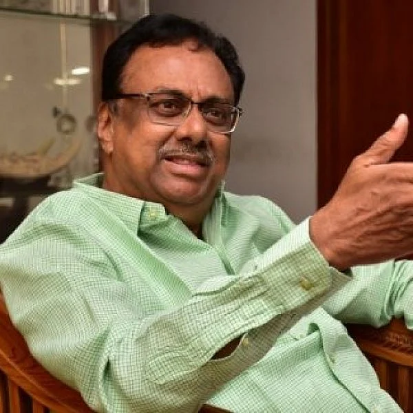 `நோ பெர்சனல் அட்டாக்; பிஞ்சிலே பழுத்த பழம்; ஜெயலலிதா பாசம்!’ - ஈ.வி.கே.எஸ்.இளங்கோவனின் ஸ்டேட்டஸ் ரிப்போர்ட்