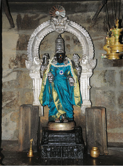 இதோ... எந்தன் தெய்வம்! - 35