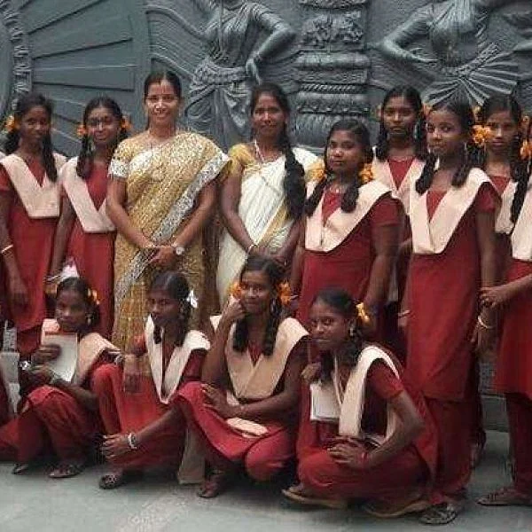 கிராம சபையில் அரசுப் பள்ளி ஆசிரியை வைத்த 5 கோரிக்கைகள்! #CelebrateGovtSchool