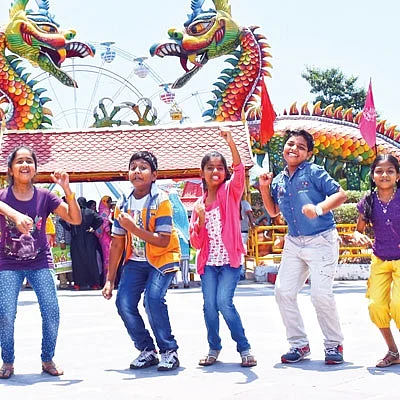 த்ரில் த்ரில் தீம் பார்க்!