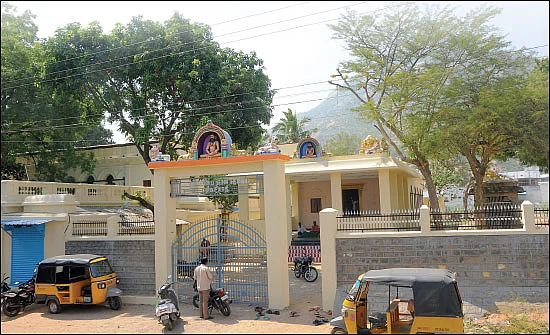 ‘எனக்கு வேண்டாம்... அண்ணாமலையாருக்குக் கொடு!’