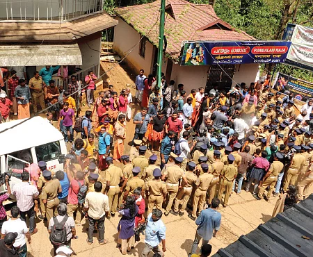 சபரிமலை சரண கோஷம்... கட்சிகளின் வேஷம்!
