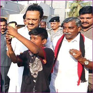 எலெக்ஷன் எக்ஸ்பிரஸ்