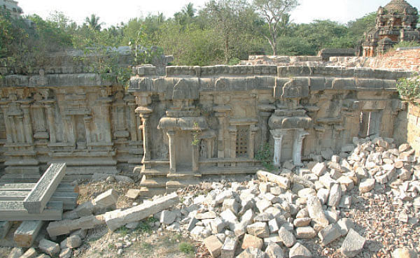 ஆலயம் தேடுவோம்