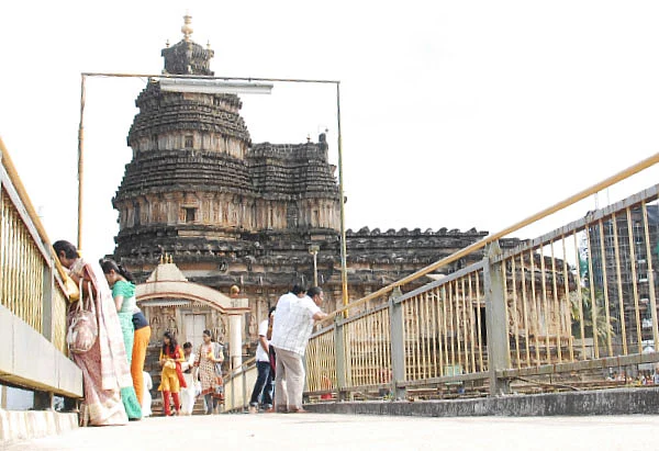 துங்கா நதி தீரத்தில்... - 4