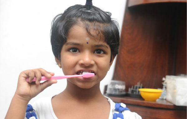 பளிச் பற்களுக்கு...