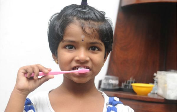 பளிச் பற்களுக்கு...