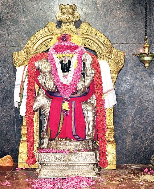 உதவலாம் வாருங்கள்