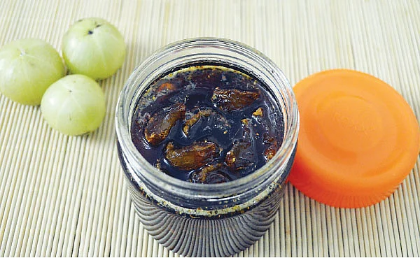 சம்மர் ஸ்பெஷல்: 30 வகை ஊறுகாய் & தொக்கு