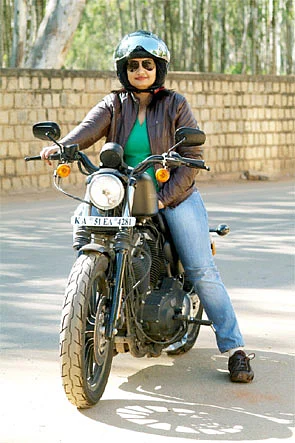 ஹார்லி லேடி!