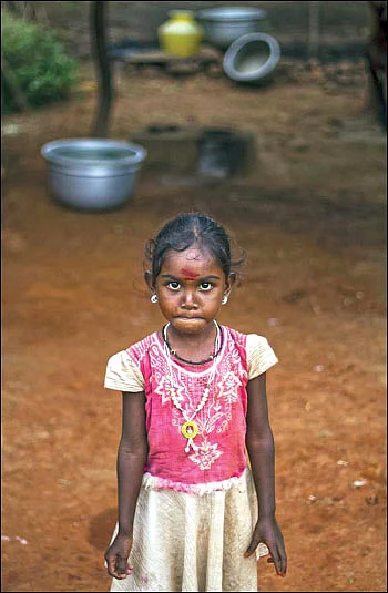 ஆண்பால் பெண்பால் அன்பால் - 32