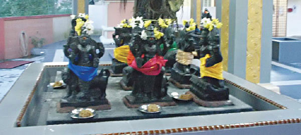 உதவலாம் வாருங்கள்!