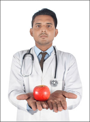 ஸ்டாண்டர்டு டிடக்ஷன்... - அரசு ஊழியர்களின் வரிச்சுமை குறையுமா?