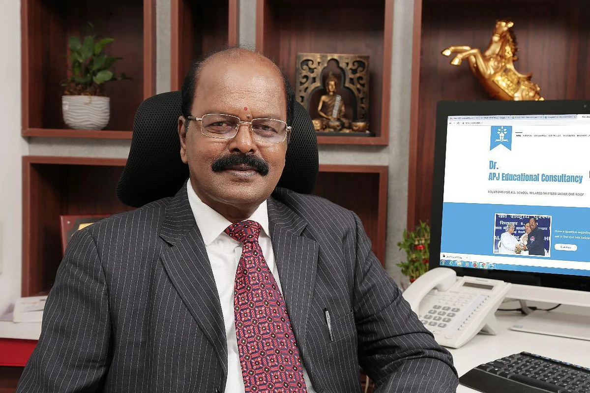 தேர்ச்சி விகிதத்தில் மாணவிகள் எப்போதும் முந்துவதன் காரணங்கள் என்னென்ன? - நிபுணர்கள் சொல்கிறார்கள்
