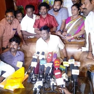 'சங்கம் களவு போயிடுச்சு... மீட்டெடுக்கப் போறோம்'- சரத் அணியை சீண்டும் வடிவேலு!