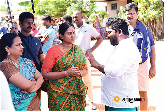 ஓவியா சொன்ன பொய்...