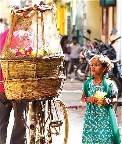 ஆண்பால் பெண்பால் அன்பால் - 28