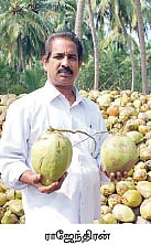 வறட்சியைச் சமாளிக்கும் வாய்க்கால்கள்... ஆட்கள் பிரச்னைக்கு அருமையான தீர்வு...