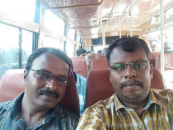`தாய்மாமன் ஸ்தானத்துல பார்க்கப்போறோம்’ - கர்ப்பிணிக்கு ரத்தம் கொடுத்த கரூர் சகோதரர்கள் நெகிழ்ச்சி!