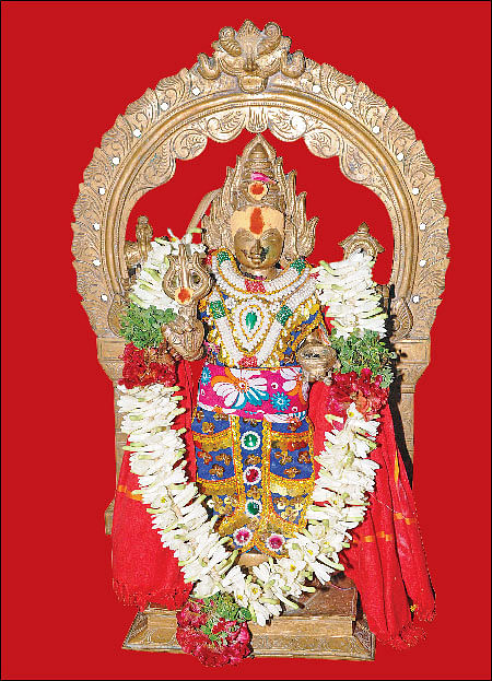 கால பைரவருக்கு மிளகுத் திரி தீபம்!
