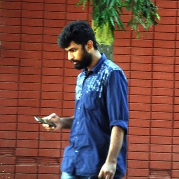 ``அவர்கள் இன்னும் அதிலிருந்து மீளவில்லை!” - `ஹாசினி’ எனும் பட்டாம்பூச்சி! - அத்தியாயம் - 11