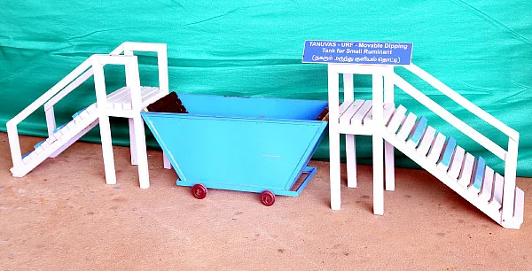 குளியல் தொட்டி, தீவனத்தட்டு, மருத்துவ வண்டி...