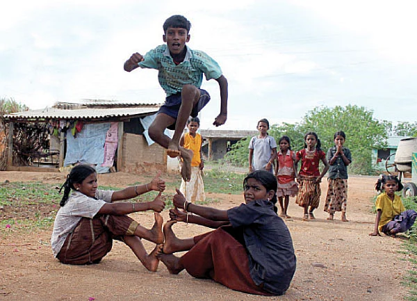 கிராமத்து விளையாட்டு !