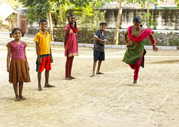 பாரம்பரிய விளையாட்டை மறக்காதவங்க நாங்க!