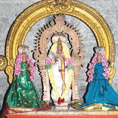வழிகாட்ட வந்தான் வடிவேலன்!