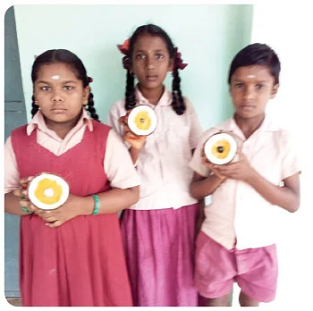 தேங்காய் உலகம்!