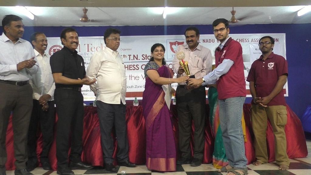 மாற்றுத் திறனாளிகளுக்கான சதுரங்கப் போட்டியில் விருதுநகர் இளைஞர் முதலிடம்!